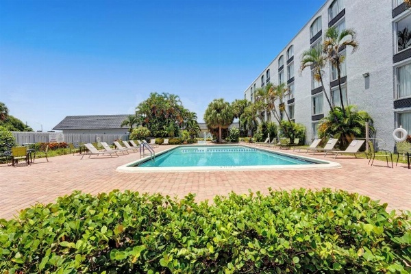 Plaza Hotel Fort Lauderdale image 22